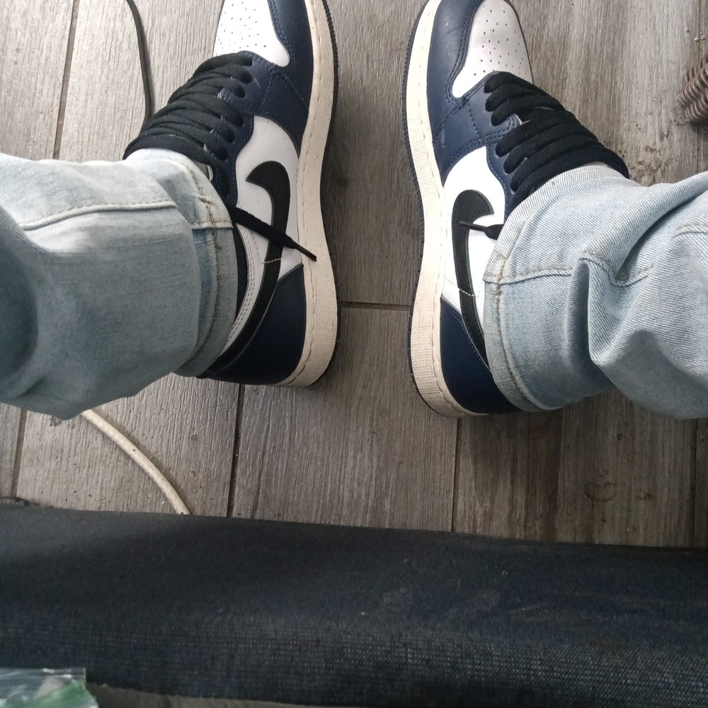 Mens NIKE JORDAN 1S